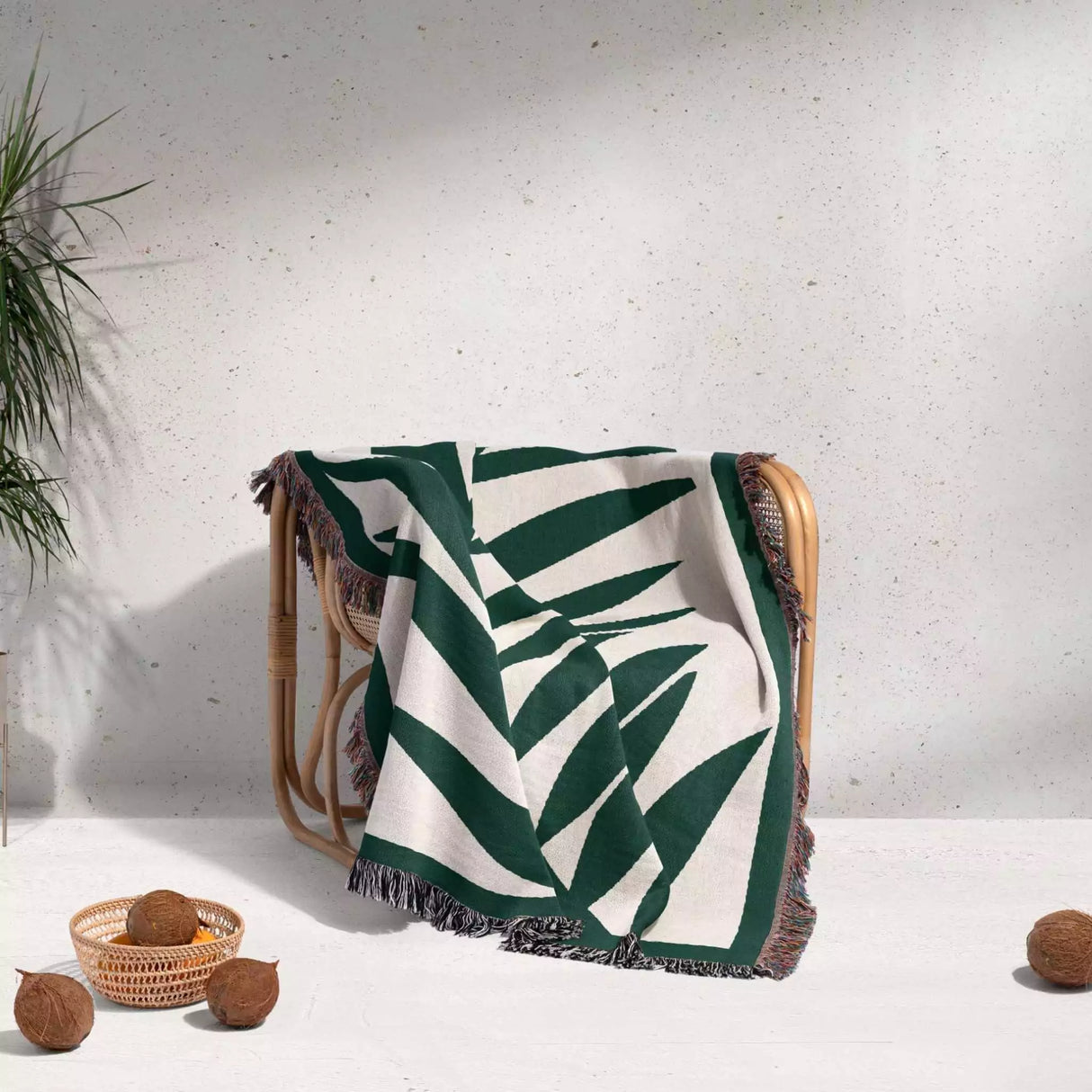 Forest Green Leaf Woven Throw Blanket and Tapestry - DesignerOllie.com