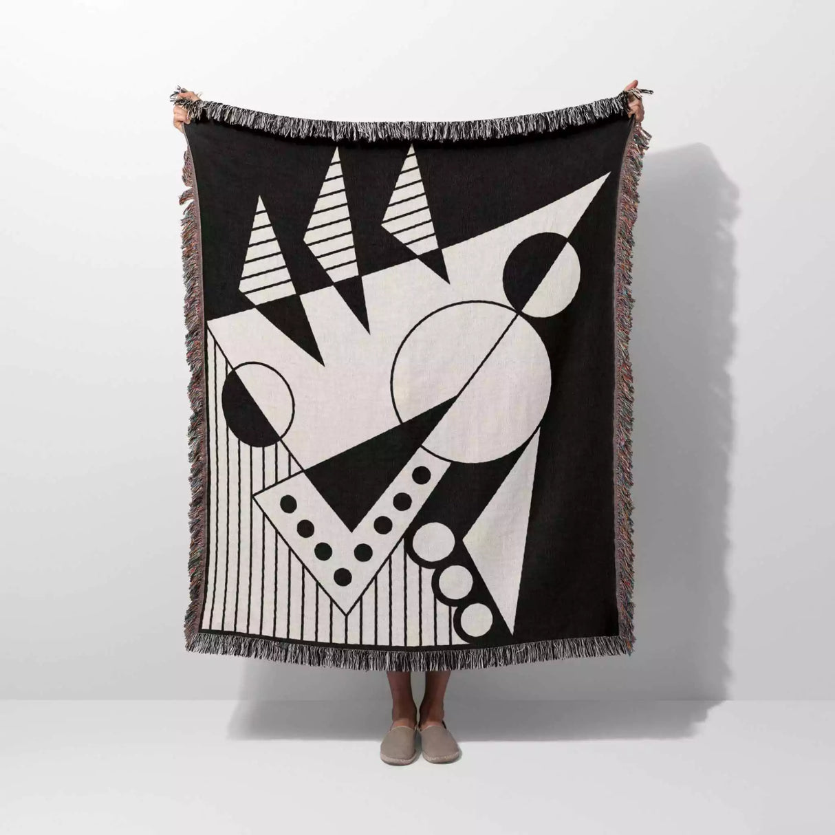Geometric Design Black and White Woven Throw Blanket - DesignerOllie.com