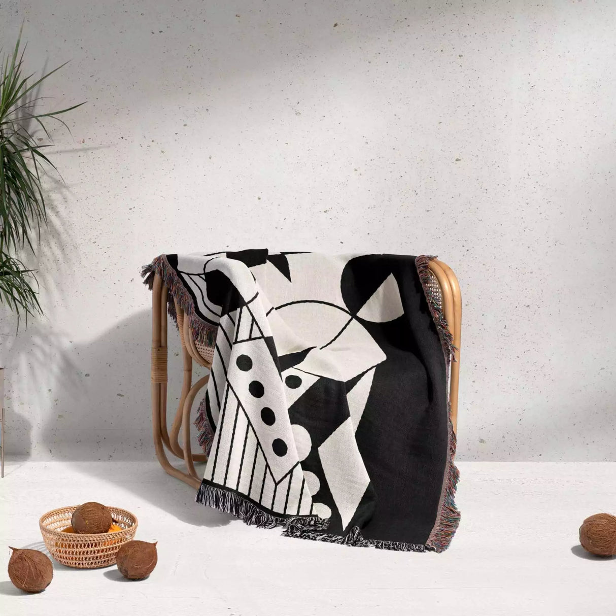 Geometric Design Black and White Woven Throw Blanket - DesignerOllie.com