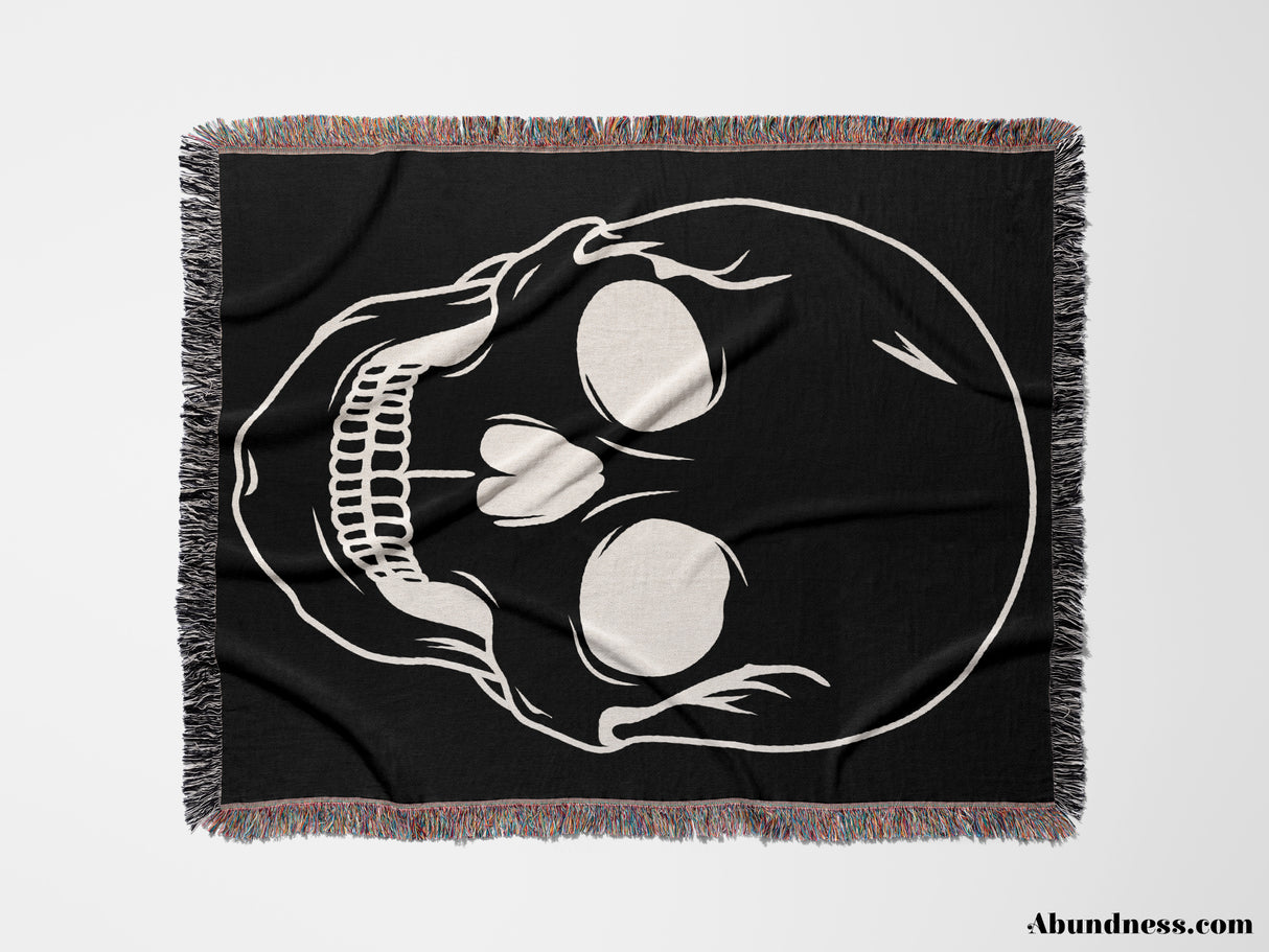 Black and White Large Skull Woven Throw Blanket