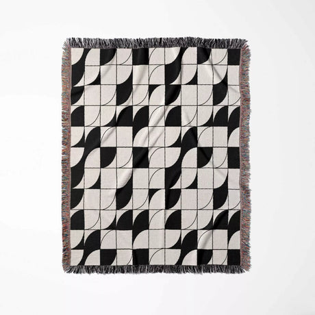 Geometric Print Woven Throw Blanket - DesignerOllie.com