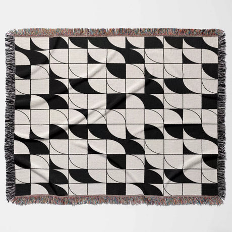 Geometric Print Woven Throw Blanket - DesignerOllie.com