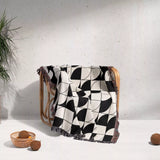 Geometric Print Woven Throw Blanket - DesignerOllie.com