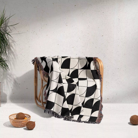 Geometric Print Woven Throw Blanket - DesignerOllie.com
