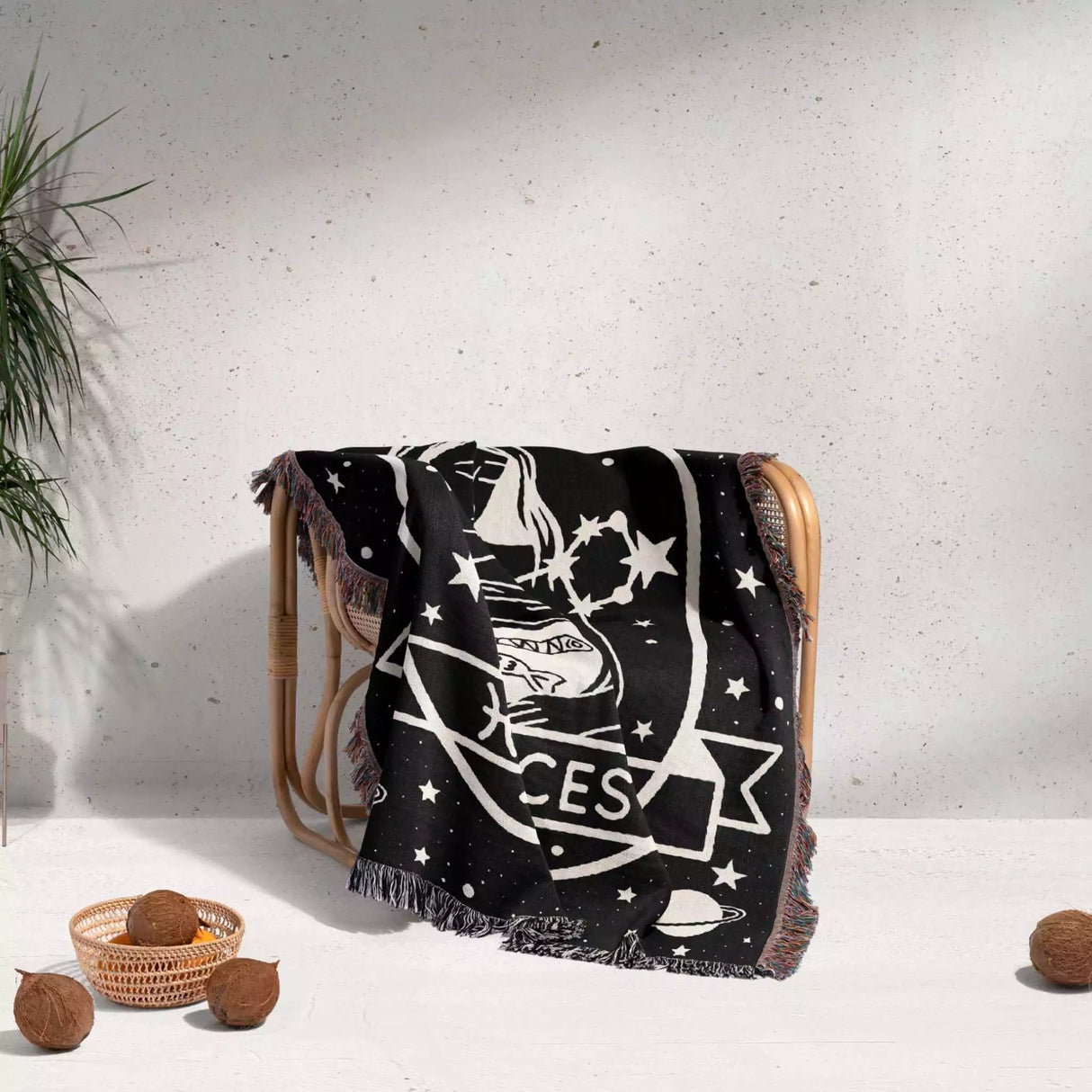 Pisces Zodiac Sign Astrology Woman Woven Throw Blanket Tapestry - DesignerOllie.com