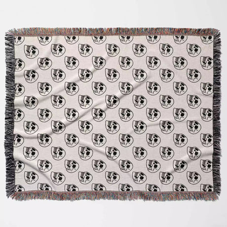 Skull Design Black and White Woven Throw Blanket and Tapestry - DesignerOllie.com
